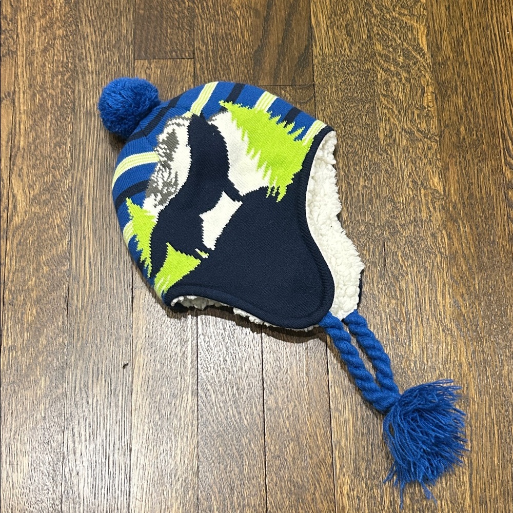 Land’s End Wolf Hat